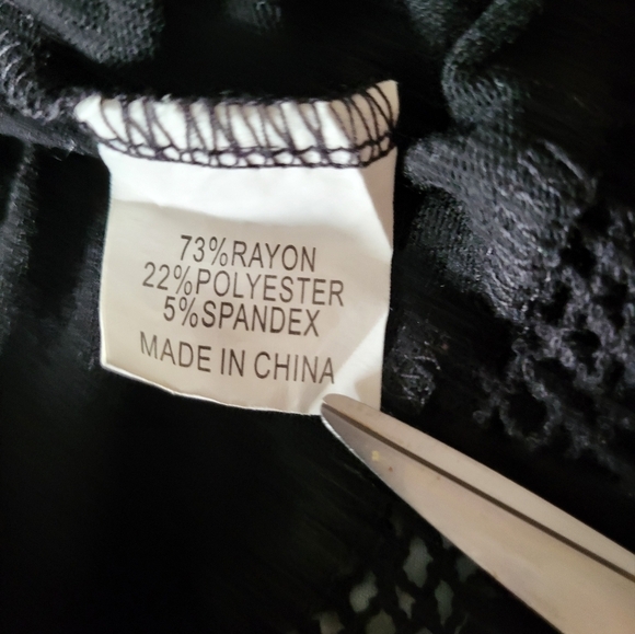 Tickled Teal cardigan size medium - Picture 4 of 4